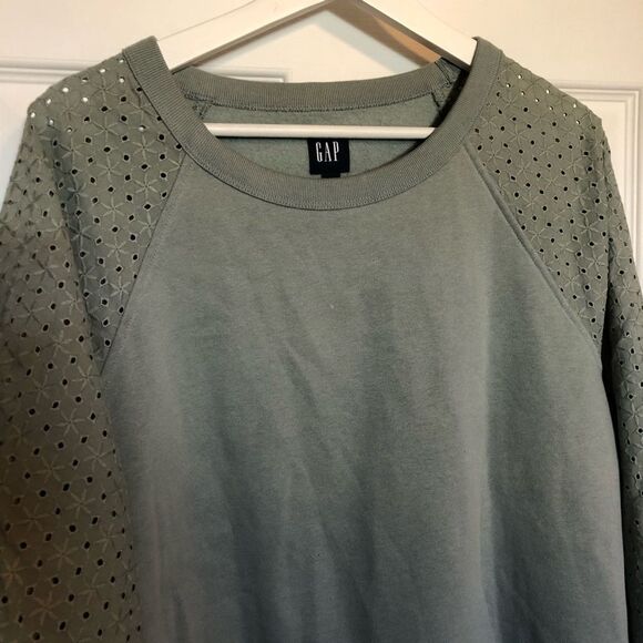 Gap Sage Green Eyelet Sleeve Sweatshirt Size Large - Picture 3 of 5